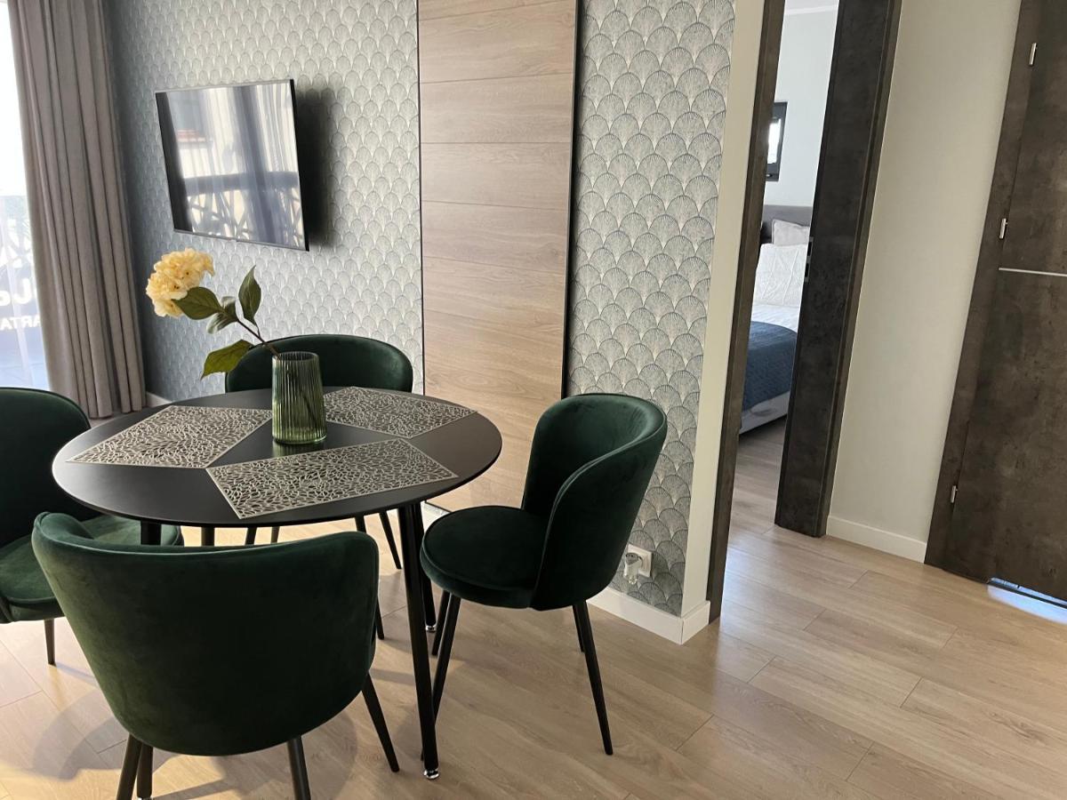 Apartamenty Blast Nad Morzem Хлопи Екстер'єр фото