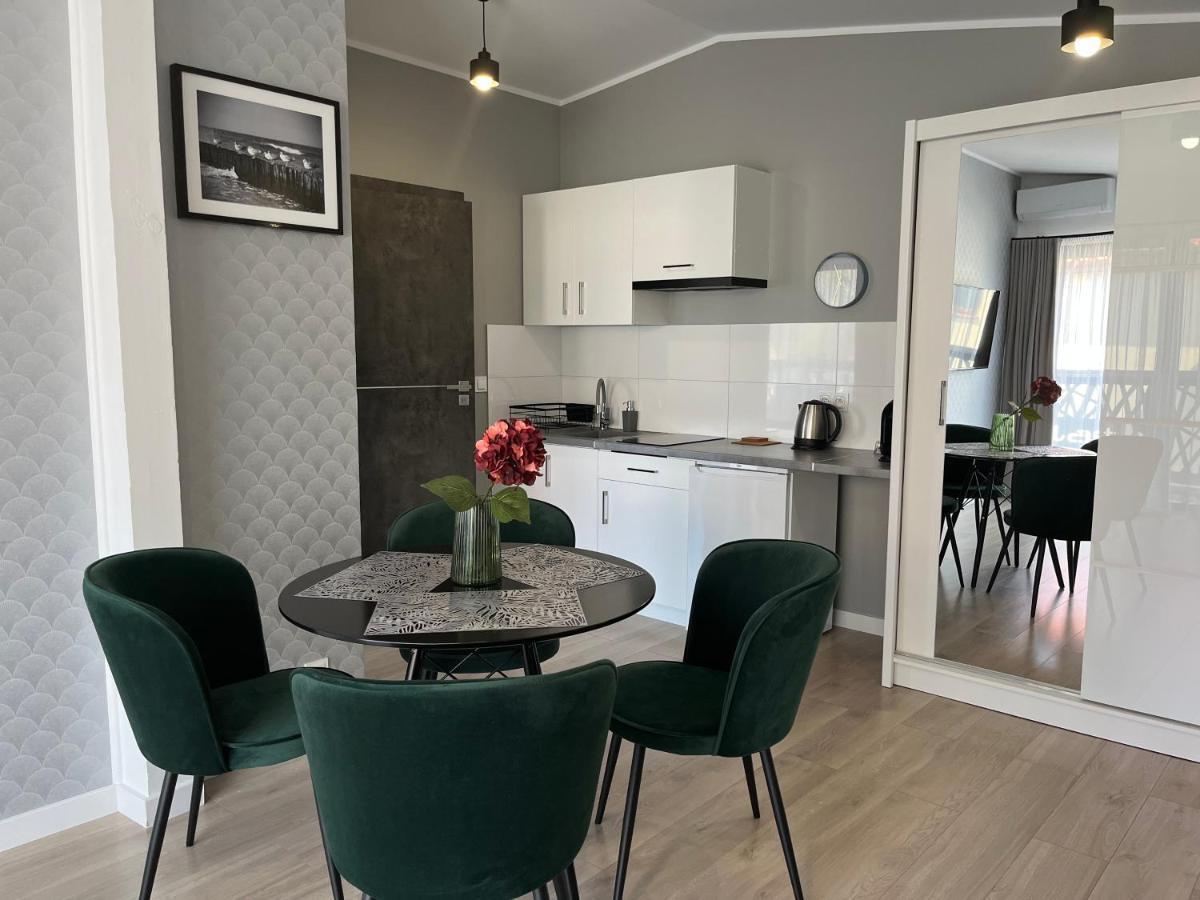 Apartamenty Blast Nad Morzem Хлопи Екстер'єр фото