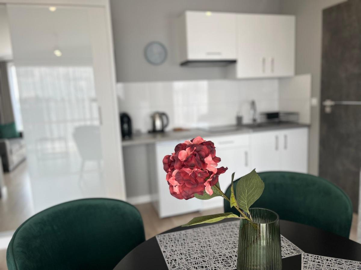 Apartamenty Blast Nad Morzem Хлопи Екстер'єр фото